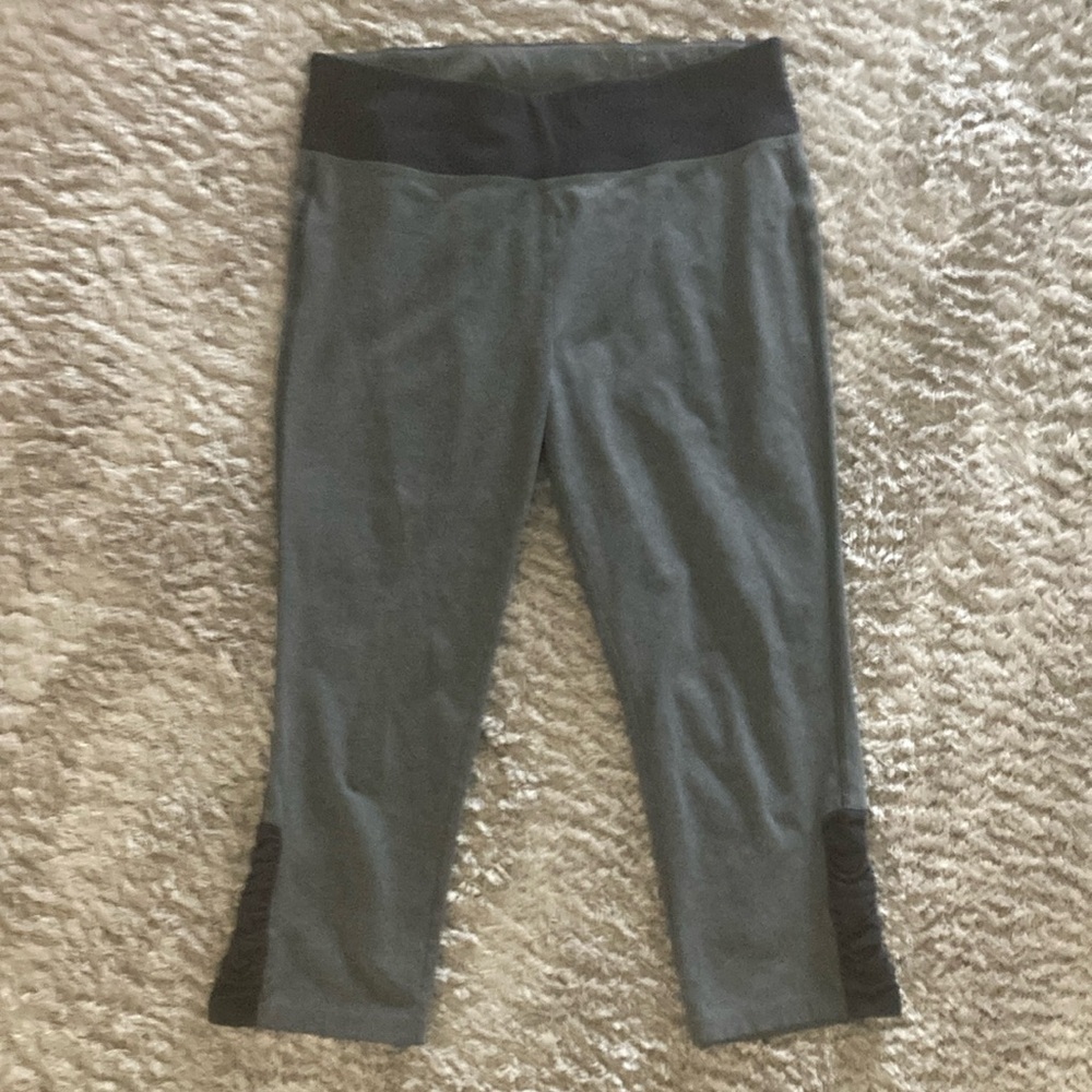 Made for Life Gray and Black Capri Leggings